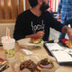 Illustration for article titled Már létezik egy McDonalds, ahol te rakhatod össze a hamburgered